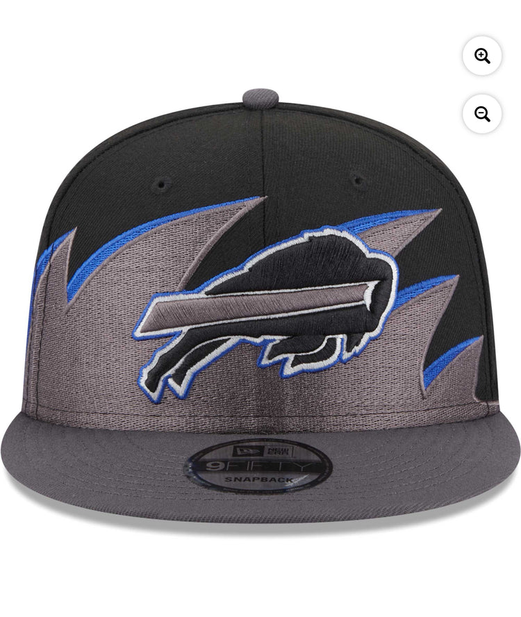 Men's New Era Black Buffalo Bills Tidal Wave 9FIFTY Snapback Hat.