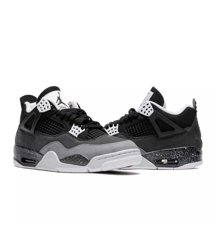 Nike Air Jordan 4 Retro Fear FQ8138-002 Men's Size New. Size 10.5