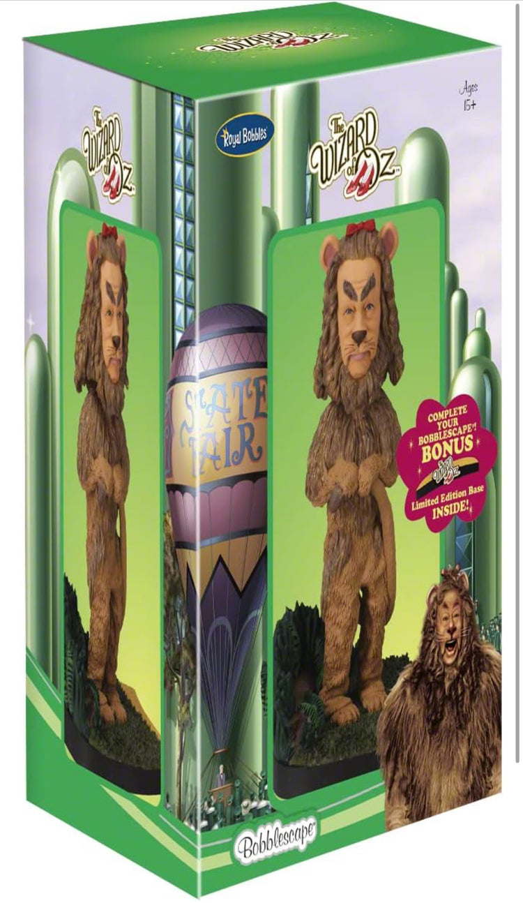 Royal Bobbles The Wizard of Oz Cowardly Lion Collectible Bobblescape Bobblehead Statue. Very rare and hard to come by.