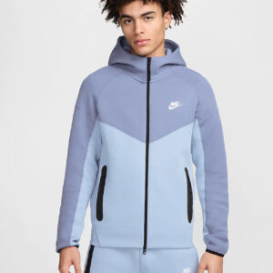 Nike Sportswear Tech Fleece WindrunnerMen's Full-Zip Hoodie. Size L
