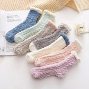 YOMYM 7 Pairs Womens Fuzzy Socks Cozy Fluffy Winter Cabin Slipper Warm Fleece Soft Thick Comfy Socks.